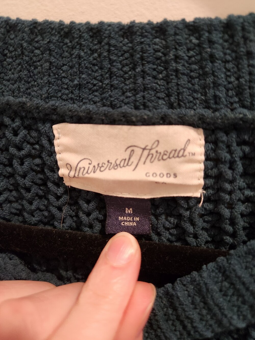 Universal Thread Green Cable Knit Oversized Sweater | Cozy Textured Knit - Picture 3 of 5